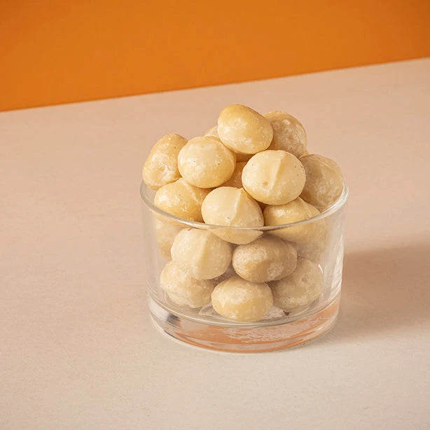 Raw Macadamia